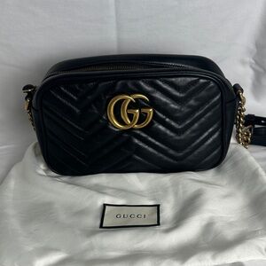 Gucci Quilted Black Crossbody Camerabag